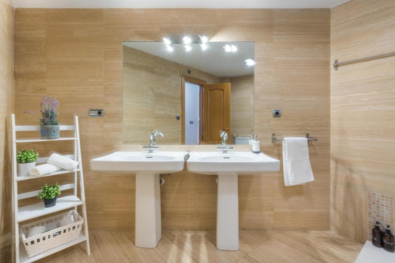Apartamento Moderno Calle Larios Málaga Extérieur photo